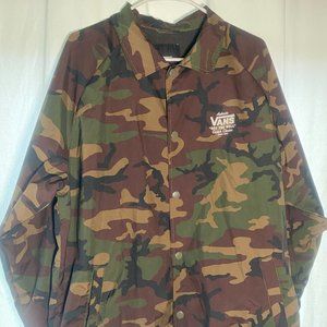 VANS CAMOFLAUGED WINDBREAKER MENS SIZE XL
